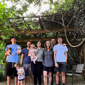 Meet your Posher, Jennifer